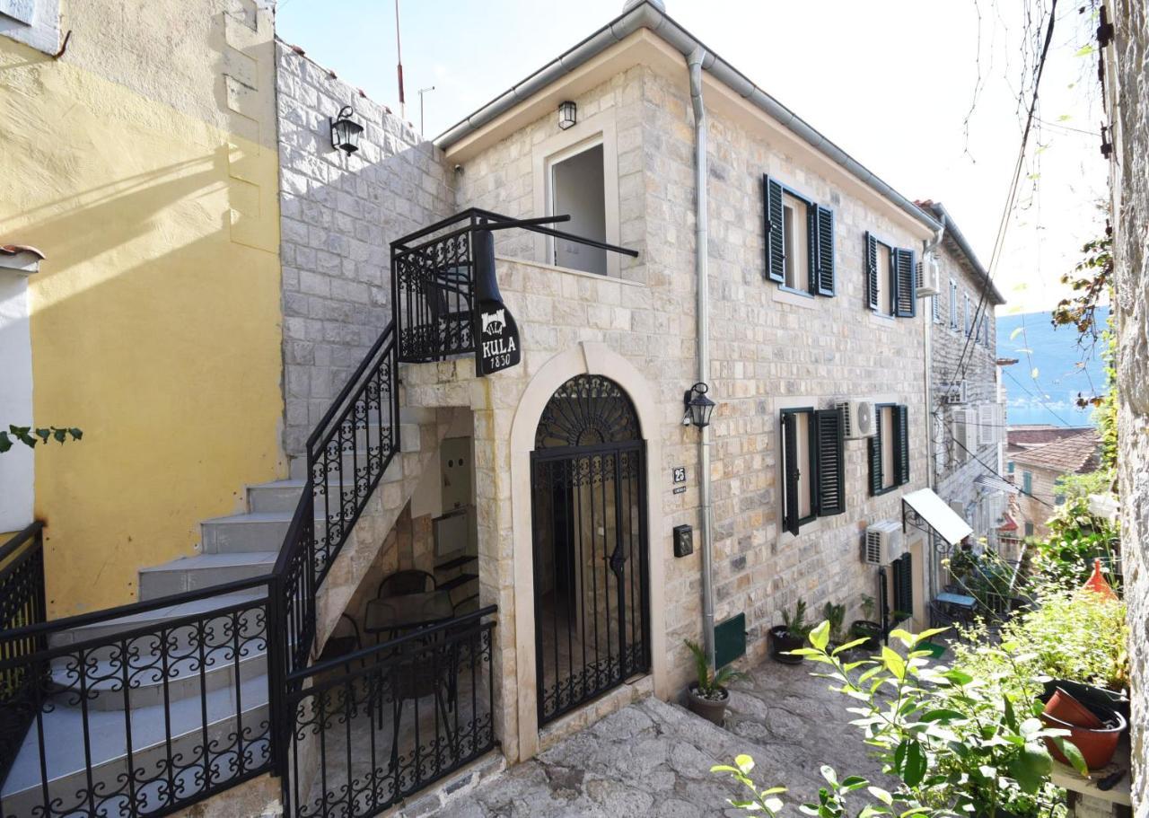 Vila Kula 1830 Apartments Herceg Novi Zewnętrze zdjęcie