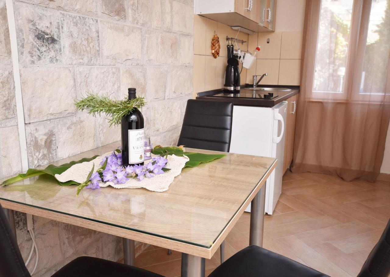 Vila Kula 1830 Apartments Herceg Novi Zewnętrze zdjęcie