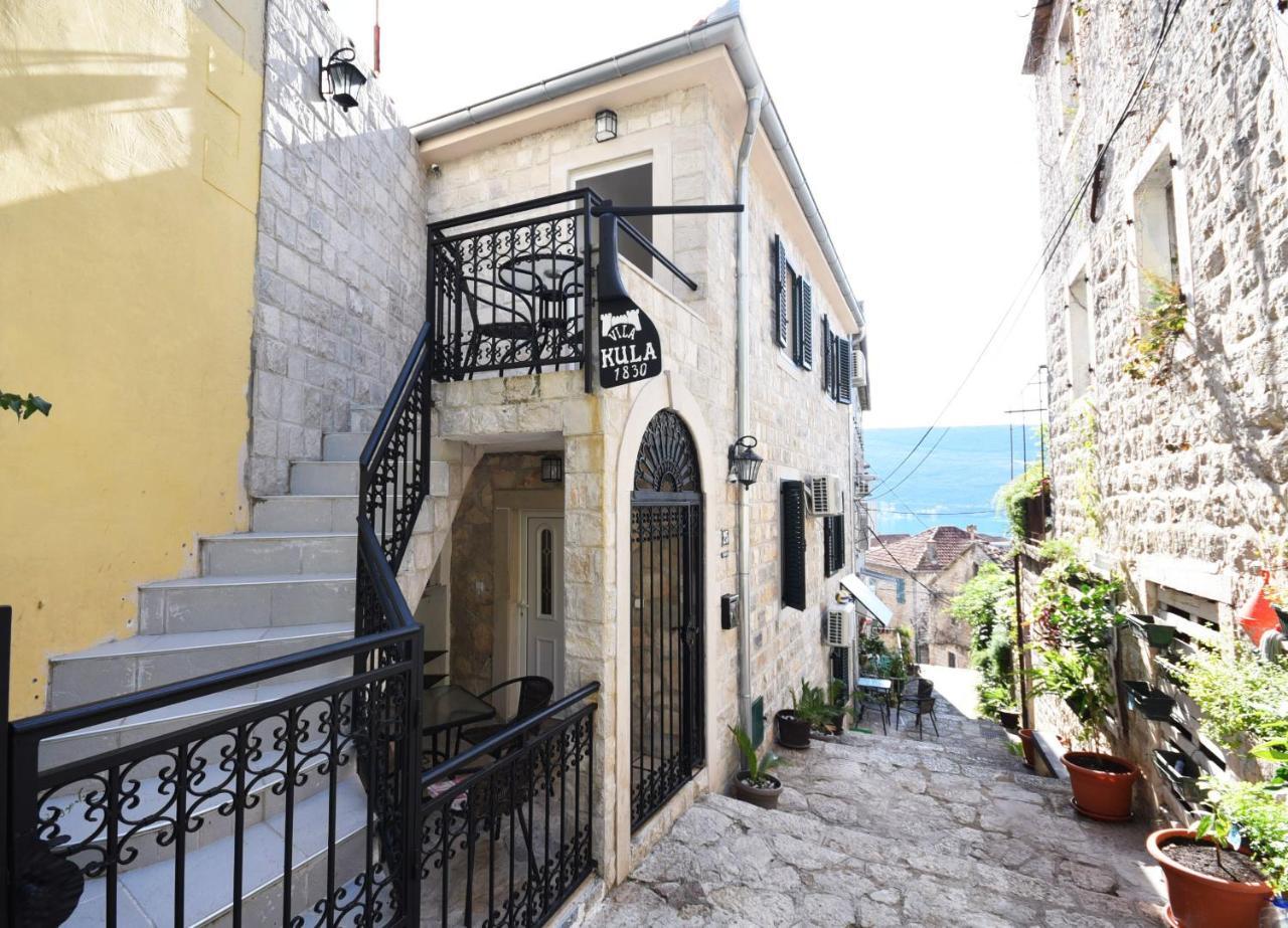 Vila Kula 1830 Apartments Herceg Novi Zewnętrze zdjęcie