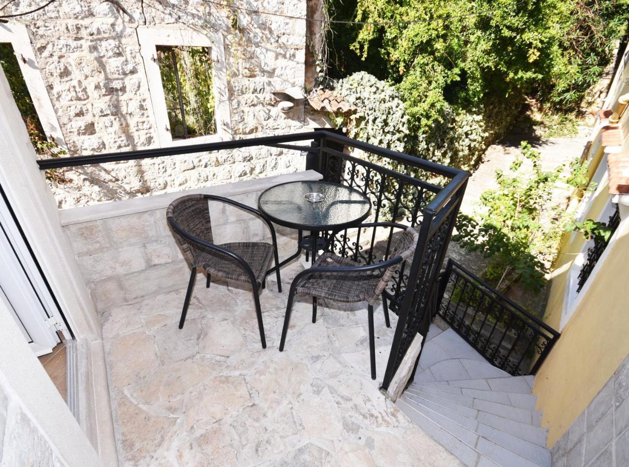 Vila Kula 1830 Apartments Herceg Novi Zewnętrze zdjęcie